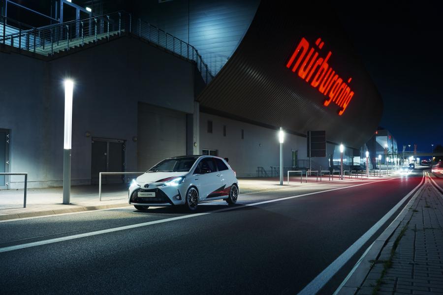  Toyota Yaris GRMN 2017 года  (фото 14 из 51)